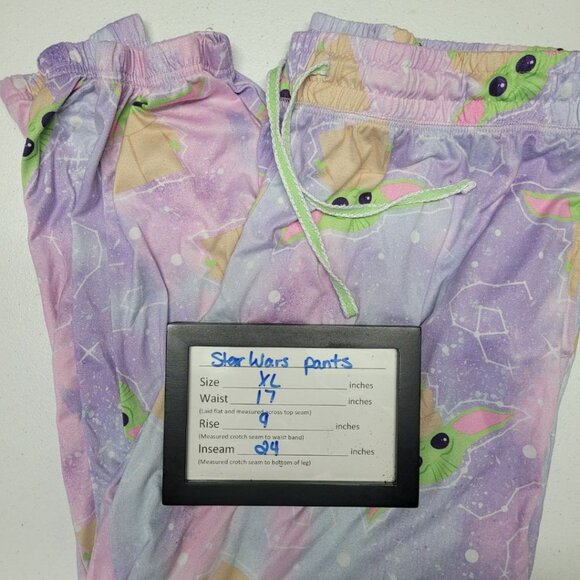 Star Wars Purple Capri Pants Pajama Bottoms Yoda Jedi Grogu Womens XL 16 18‎ - Picture 5 of 7